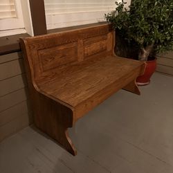 Oak wood nook bench with storage