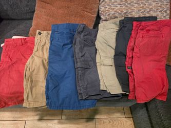🩳 7 Men’s Shorts – Size 38 – $40 🔥