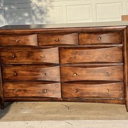 Mid Century Modern Style Manf 2008 Beautiful 