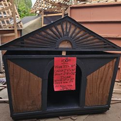 Medium Dog House (Ready To Go)(1 Available) 