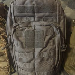 511 Rush MOAB 10 Sling Bag