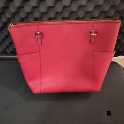 Michael Kors Handbag 👜 Needs New Straps 
