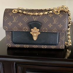 Like new pristine bag. 💯 authentic