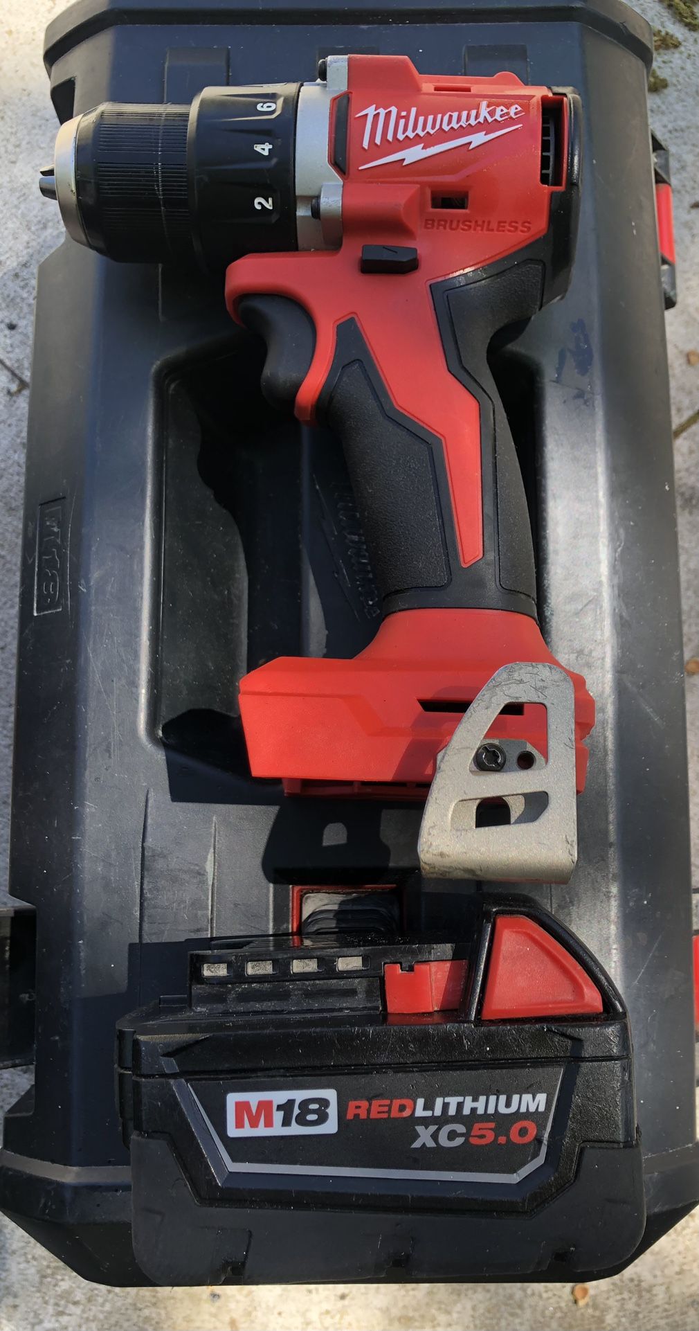 Milwaukee 1/2” Brushless Driver Drill & XC 5.0 Battery