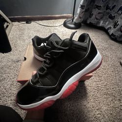 Jordan 11 Retro Low 