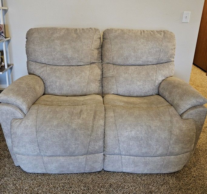La-Z-Boy Sofa Set