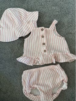2 Baby girl outfits