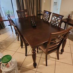 Dining Room Set - 6 Chairs And Wood Table