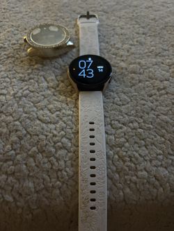 Samsung galaxy Watch Series 4 With Accessories And Charger