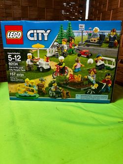 LEGO City 60134 Fun in the Park People Pack - Brand New Sealed (Retired)-$75 CASH
