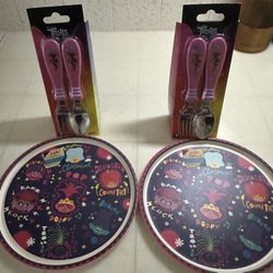Zak Designs Trolls Dinner Plates & Utensils 