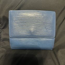 Louis Vuitton blue epi wallet, Amazing Condition!!!
