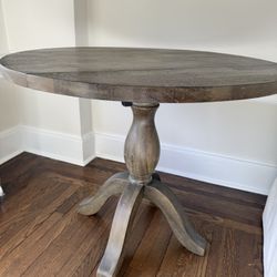 36” Round Pedestal Table With Drop Leaves 