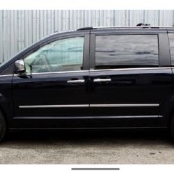 2010 Chrysler Town & Country