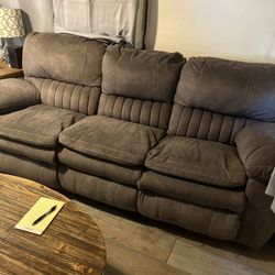 Reclining Couch 