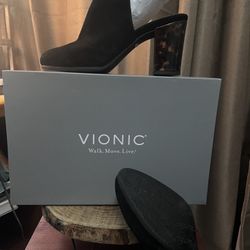 Vionic Lacey Heel