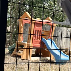 Kids slide playhouse