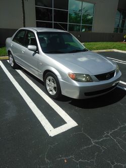 2003 Mazda protege $1900 obo