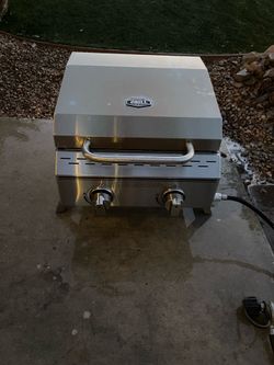 2- Burner Propane BBQ Grill