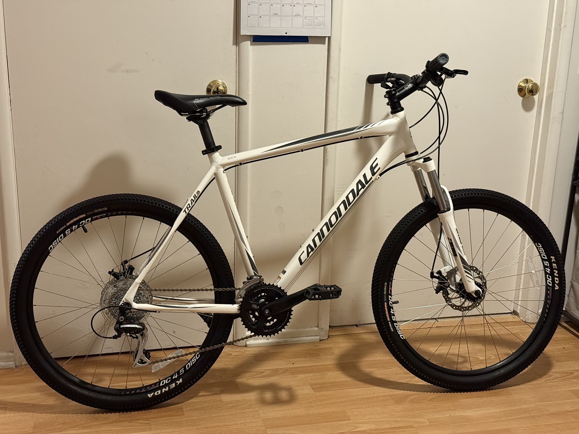 CANNONDALE TRAIL 6 XL Mountain Bike - DIALED-IN