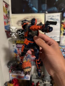 Revoltech death stroke