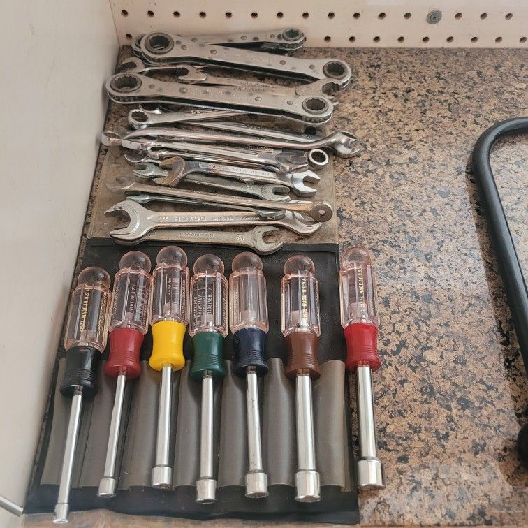 Nut Drivers And Wrenches