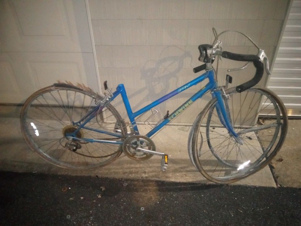 Schwinn Road Bike For Parts Or Repair 