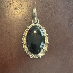 Vintage Sterling Silver Black Onyx Charm Pendant Jewelry 