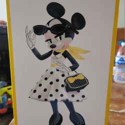 Minnie Mouse Signature Doll