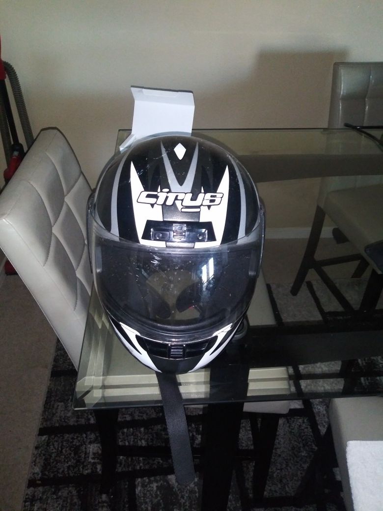 Cirus medium motorbike helmet