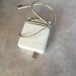 MagSafe 1  Charger For Older MacBook Laptops