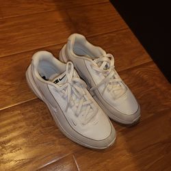 Nike Uplift SC Women’s Running Shoes – White – Size 8.5 – Like New (Worn Once)