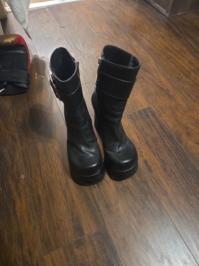 Steven Madden Boots 6.5