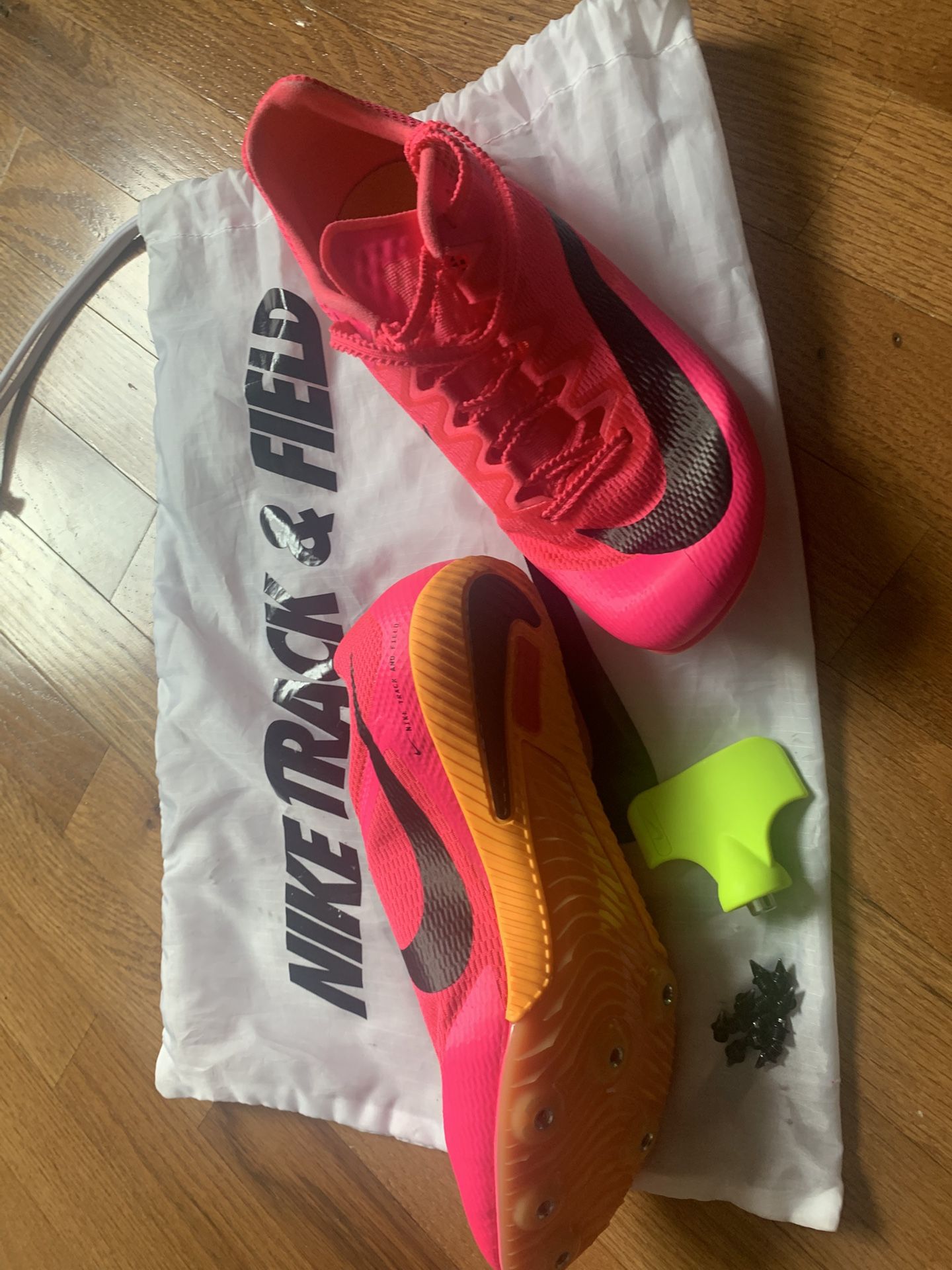 Nike Track Shoes, Womens Size 7