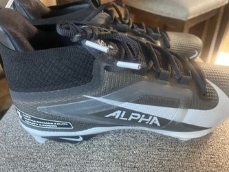 Men’s nike football cleats
