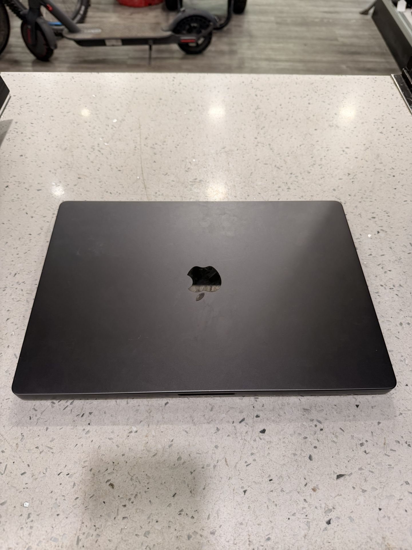 Apple MacBook Pro M4 A340 For Sale