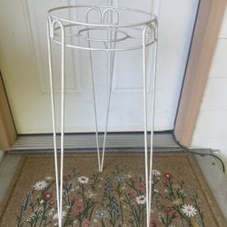 White metal Plant Stand