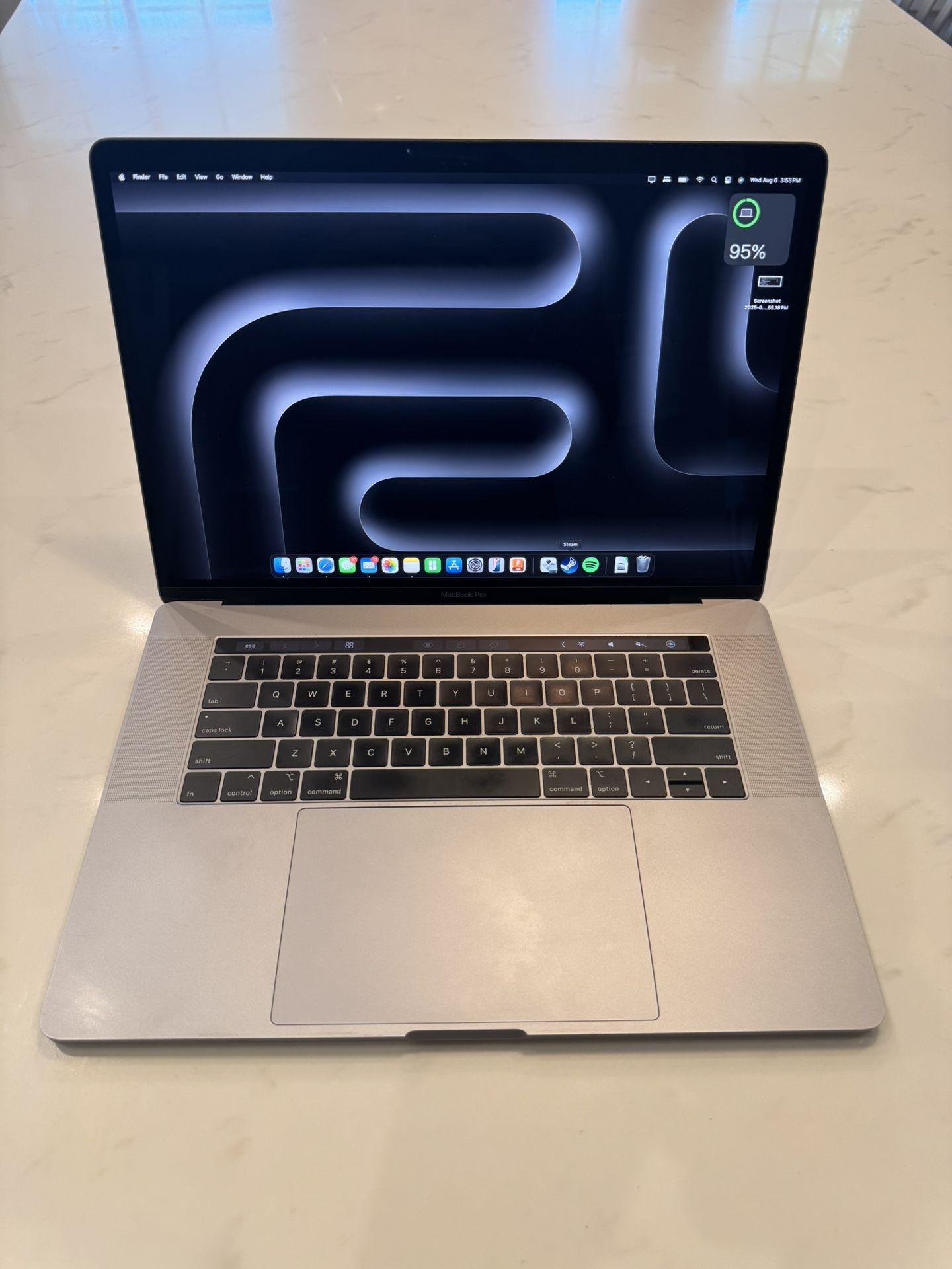 2018 MacBook Pro 15 i7, 32GB RAM, 1TB SSD, Radeon Excellent Condition