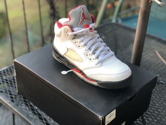 Air Jordan Retro 5 Size 7Y VNDS
