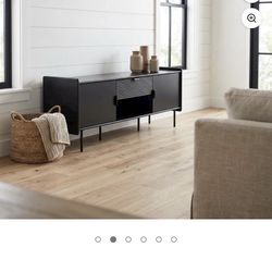 Brand New Cabinet Retails For 219 My Price Is 92