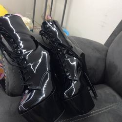 Pleaser Stripper  Heels 