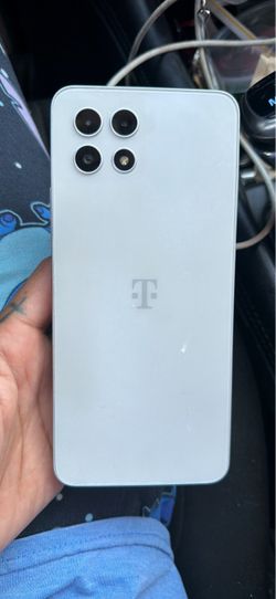Revv 7 TMObile phone
