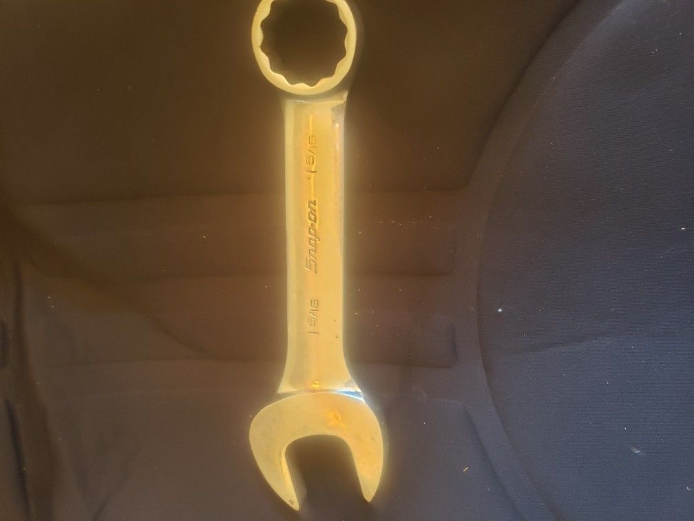 SNAP ON 1 5/16 WRENCH