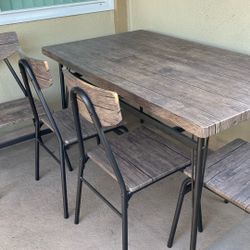 Outdoor Patio Table With Chairs 