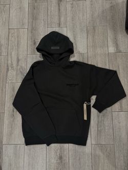 Essential hoodie