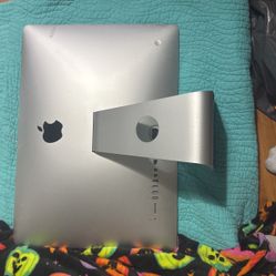 MacBook Computer With Keyboard 