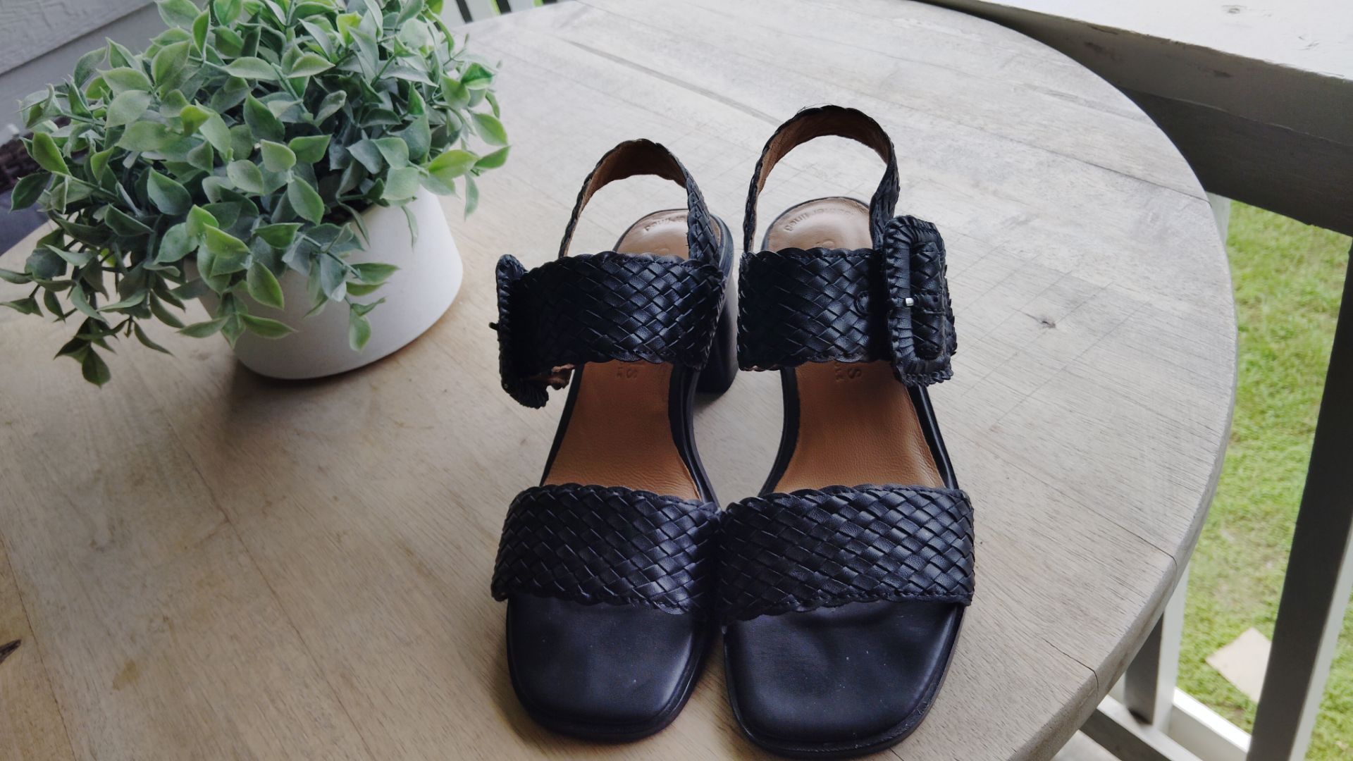 Leather High Sandals (71/2)