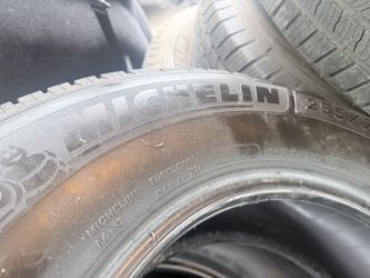Tires. 255/75/17
