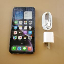 iPhone Xr - UNLOCKED - Like New  