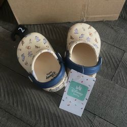 DISNEY BABY CROCS 